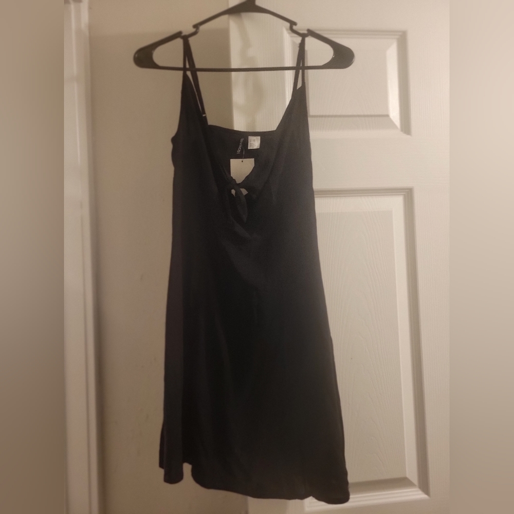 NEW, DIVIDED, Summer Dress